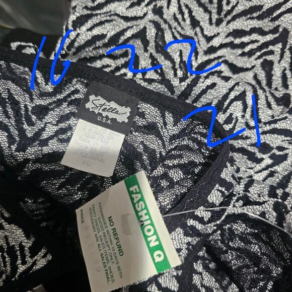 Vintage y2k deadstock micro mesh lace keyhole back form fit top - Picture 5 of 5